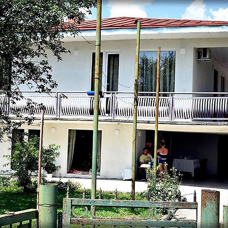 Guest House Qedi Jvari 외부 사진
